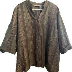 Angelique Size 3X Button Up